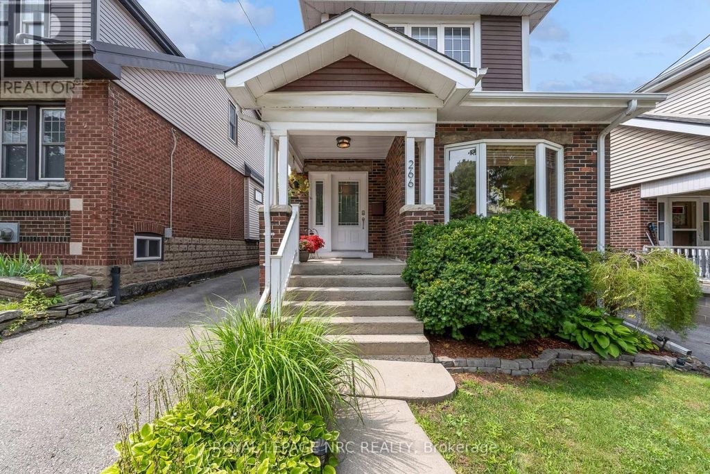266 London Street S, Hamilton (delta)