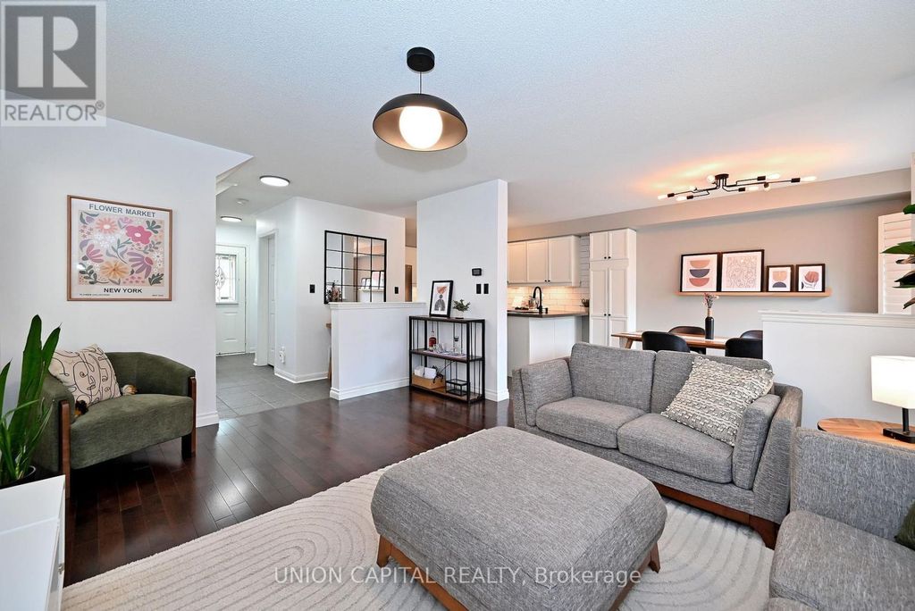 32 Regatta Crescent, Whitby (port Whitby)