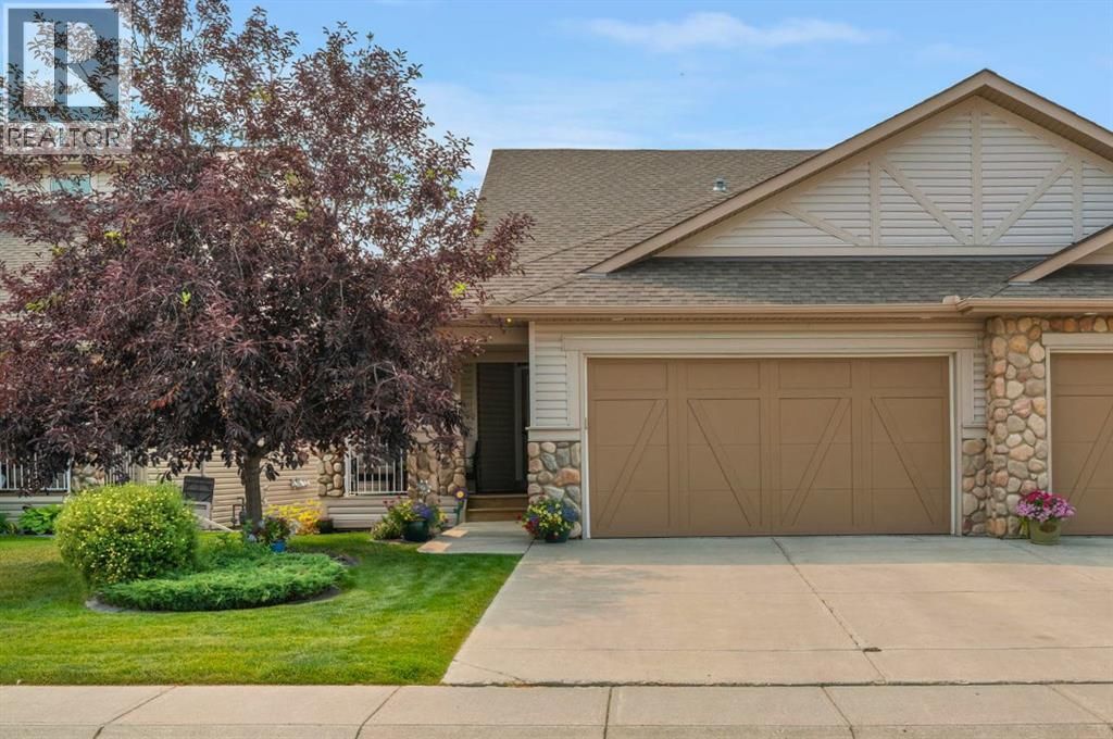 204 Sunset Square, Cochrane