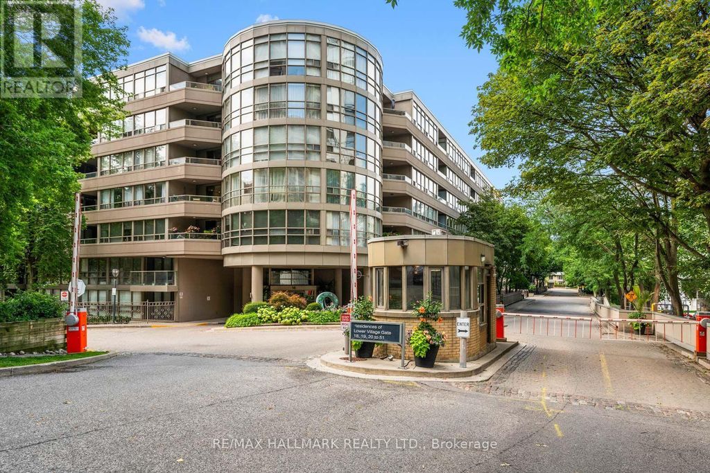 108 - 18 Lower Village Gate, Toronto (forest Hill South)