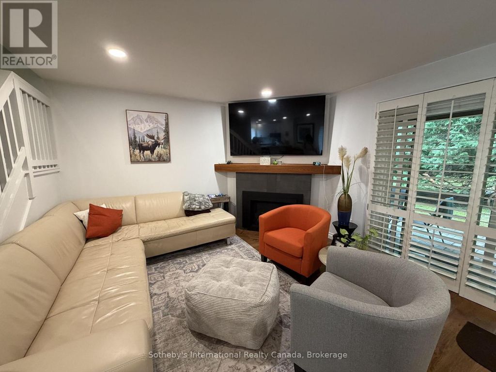589 Oxbow Crescent, Collingwood
