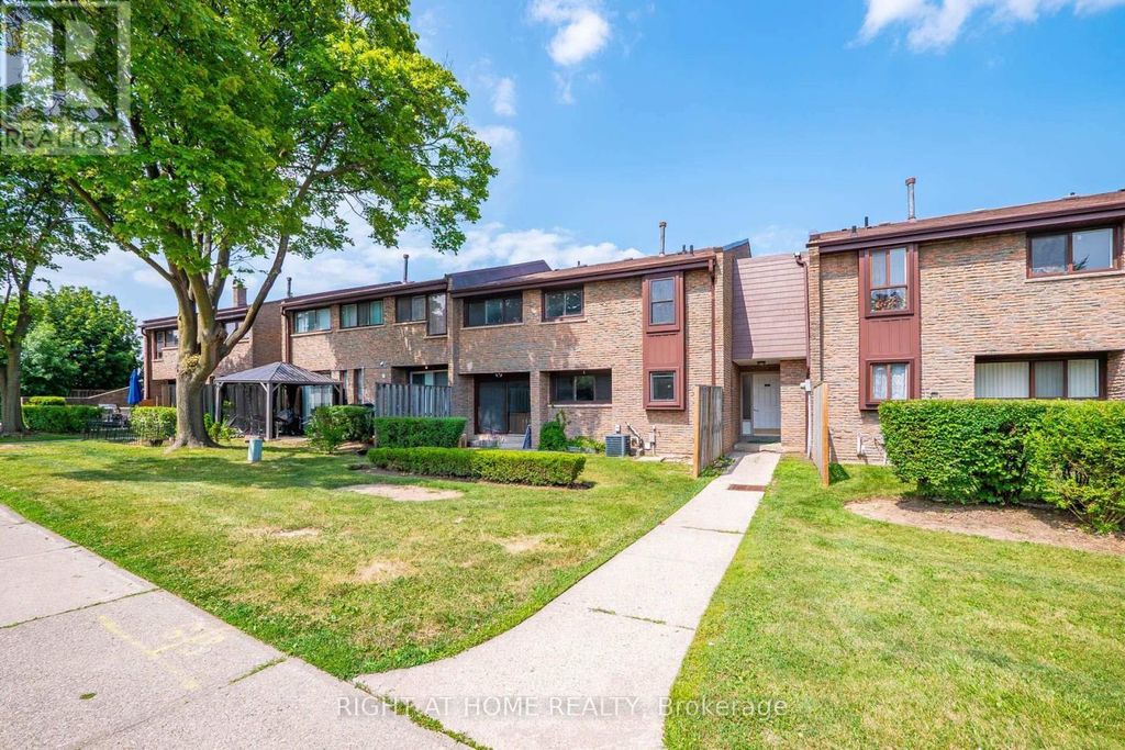 5 - 2605 Woodchester Drive, Mississauga (sheridan)