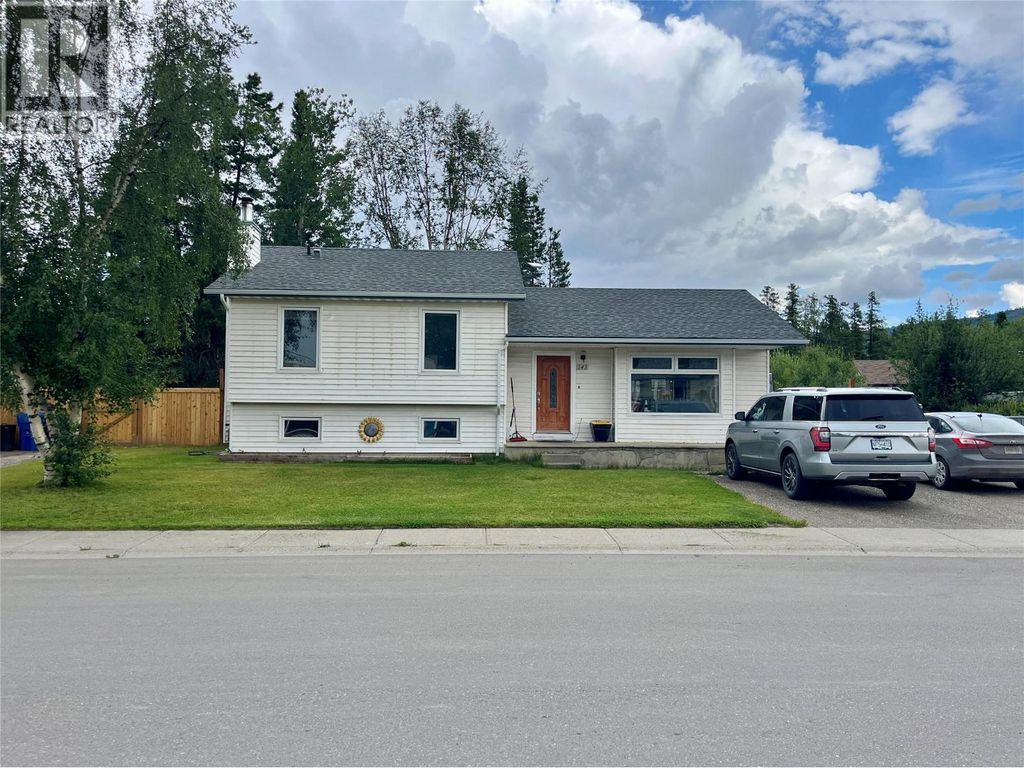 143 Bergeron Drive, Tumbler Ridge