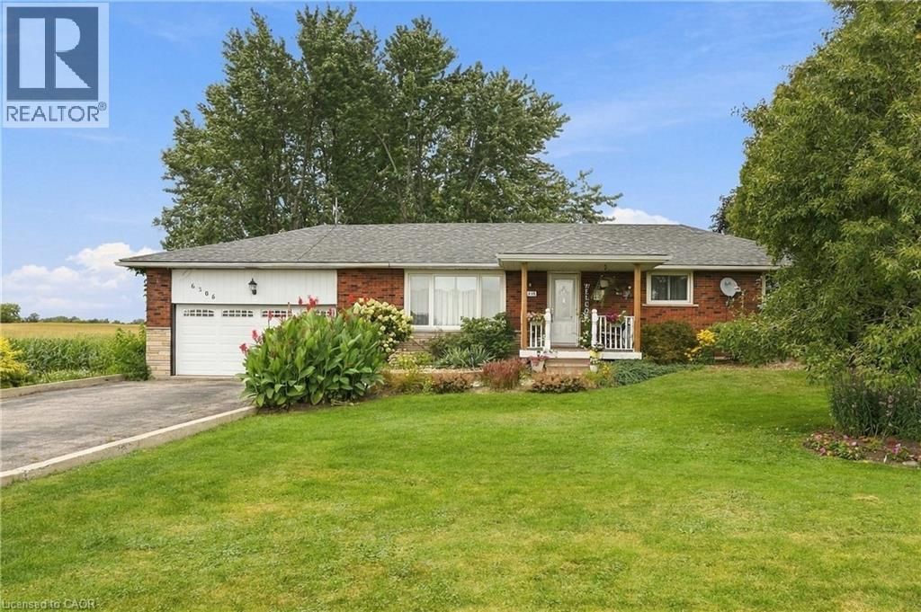 6306 White Church Road E, Hamilton