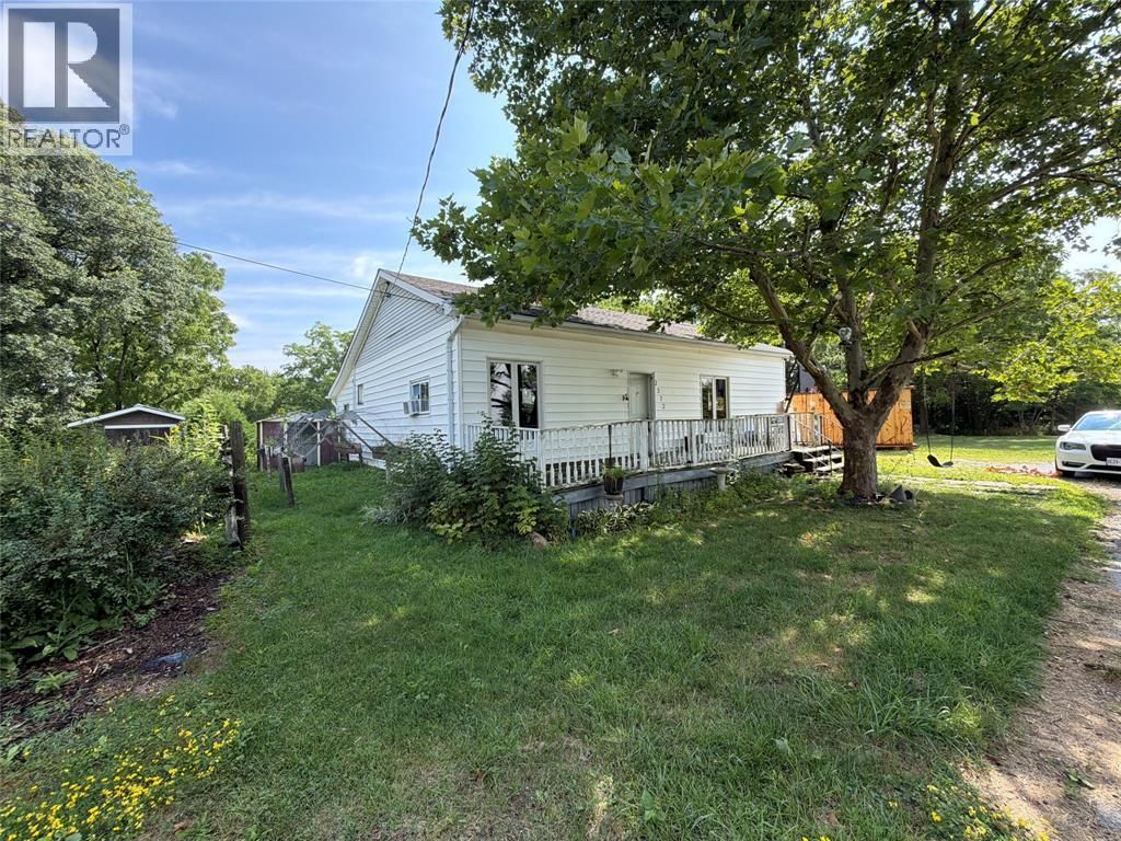 2572 Richmond Street, Oil Springs