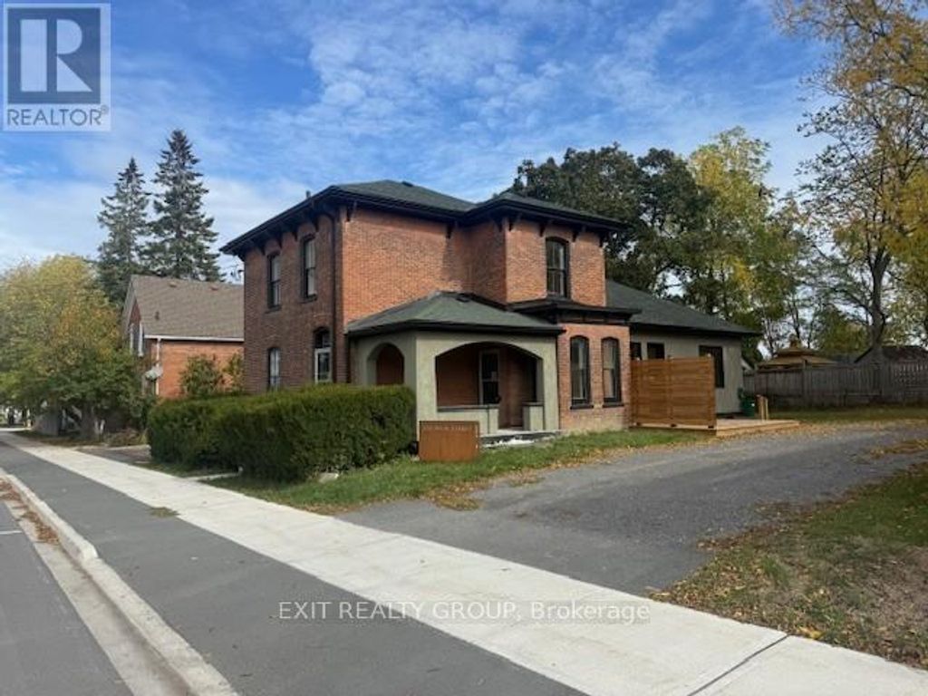 368 Picton Main Street, Prince Edward County (picton Ward)