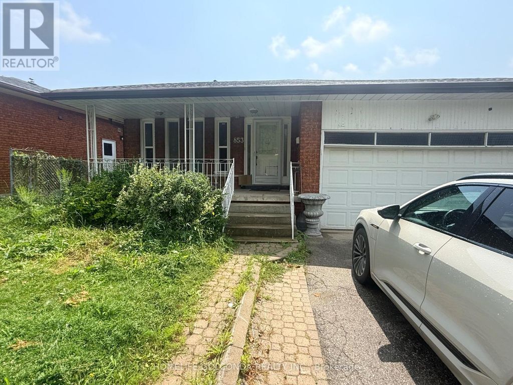 1 - 853 Huntingwood Drive, Toronto (tam O'shanter-Sullivan)