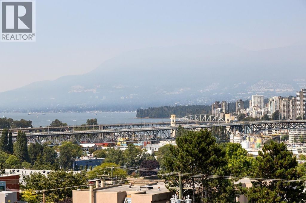707 1068 W Broadway, Vancouver