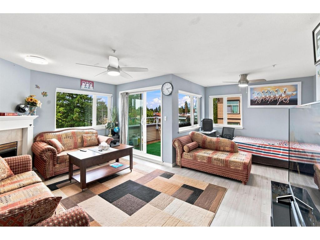 411 8142 120a Street, Surrey
