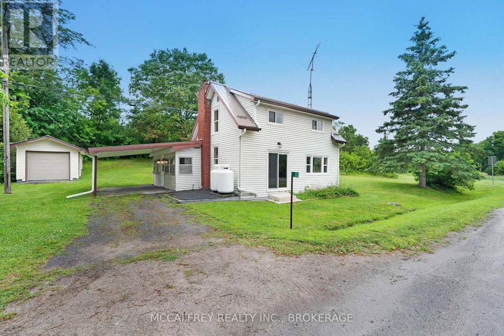 333 Burridge Road, Frontenac (frontenac South)
