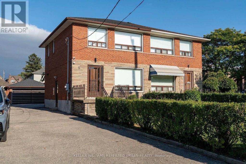 3 Duckworth Street, Toronto (brookhaven-Amesbury)