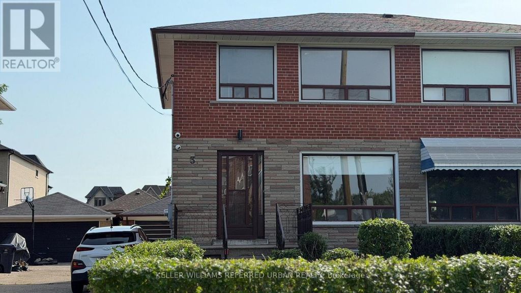 3 Duckworth Street, Toronto (brookhaven-Amesbury)