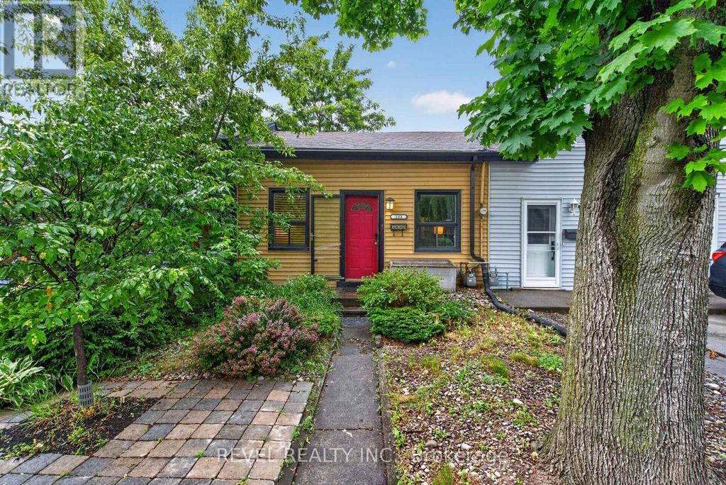 153 Ferrie Street E, Hamilton (north End)