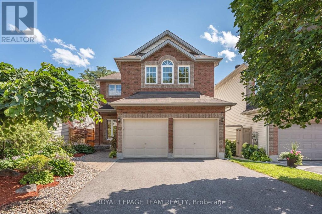 28 Borealis Crescent, Ottawa
