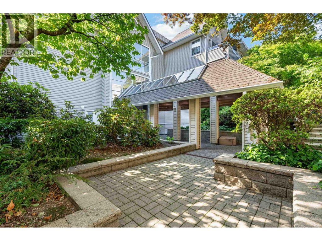 109 5375 Victory Street, Burnaby