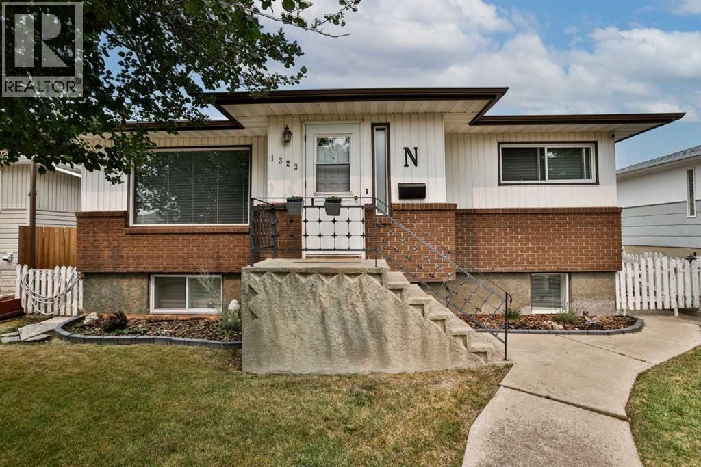 1323 3a Avenue N, Lethbridge