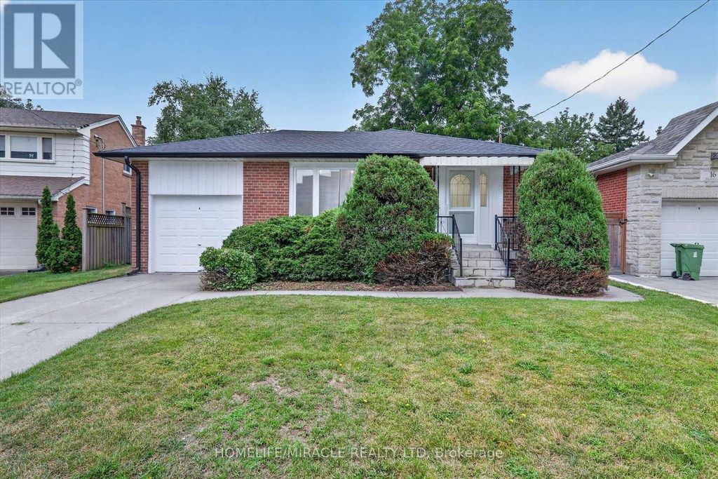 18 Elderfield Crescent, Toronto (etobicoke West Mall)