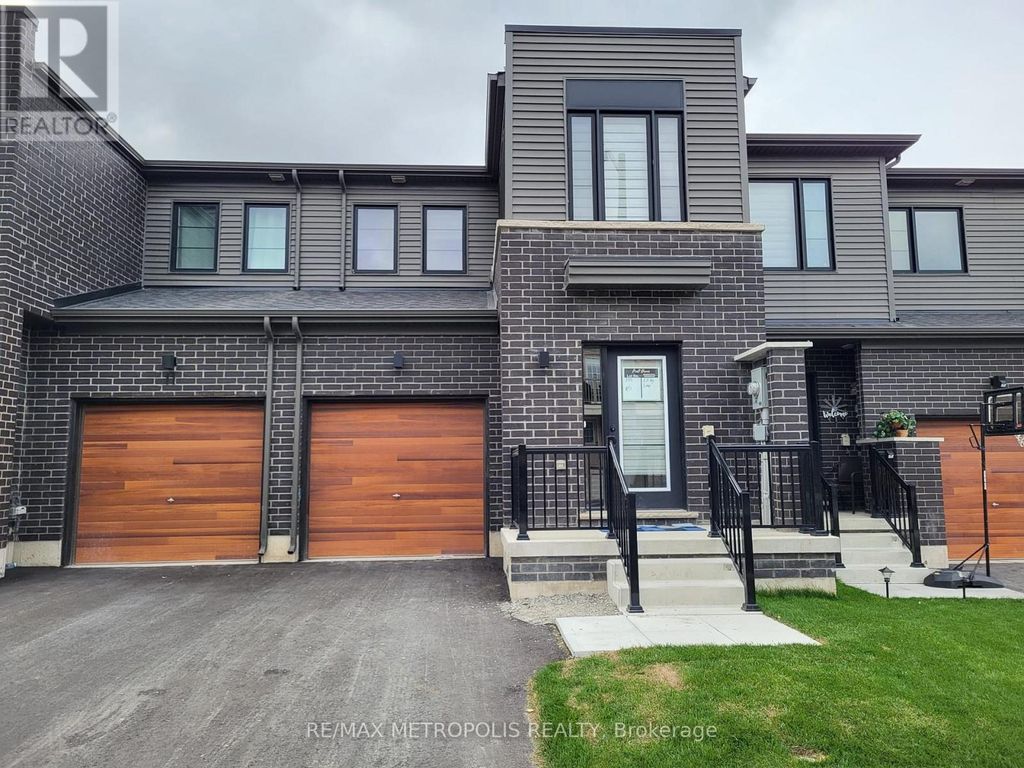 13 Hay Lane, Barrie