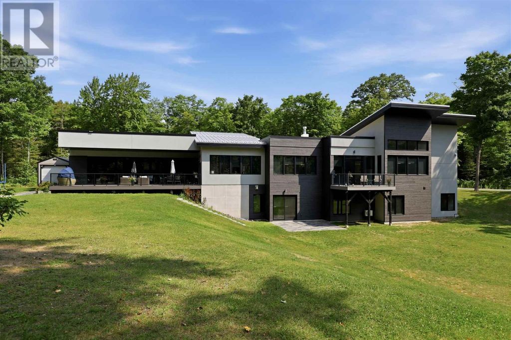 66 Wilderness Ct, Sault Ste. Marie
