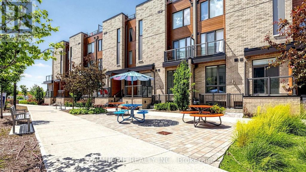 5 - 88 Turtle Island Road, Toronto (englemount-Lawrence)
