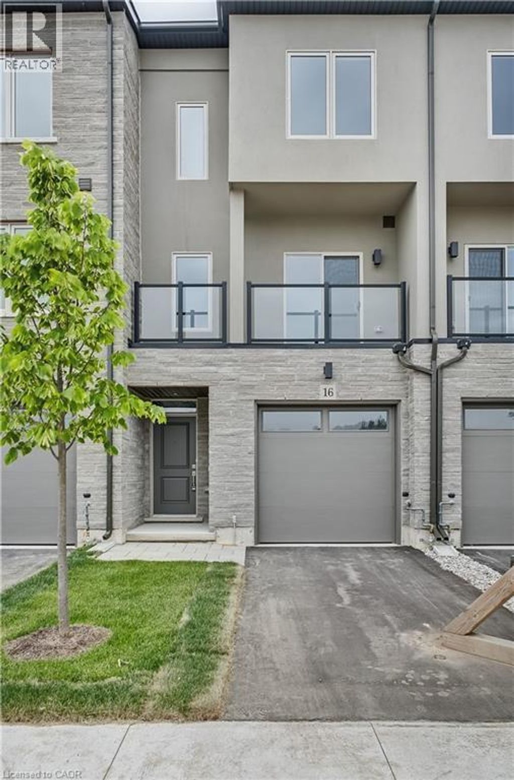 16 Clear Valley Lane, Mount Hope