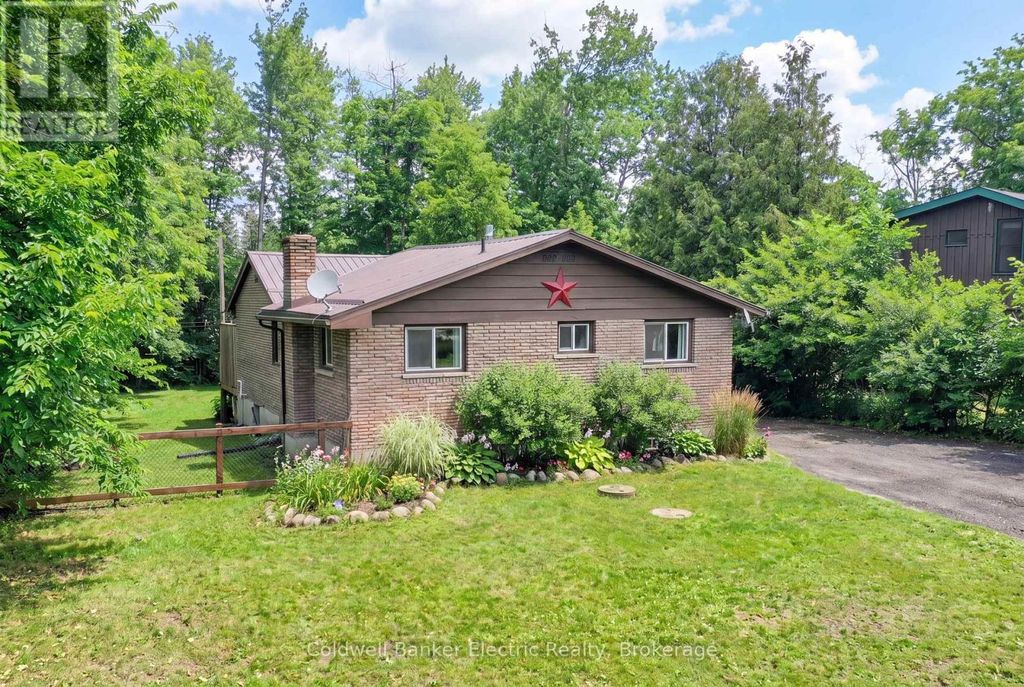 30 Woods Avenue, Kawartha Lakes (emily)