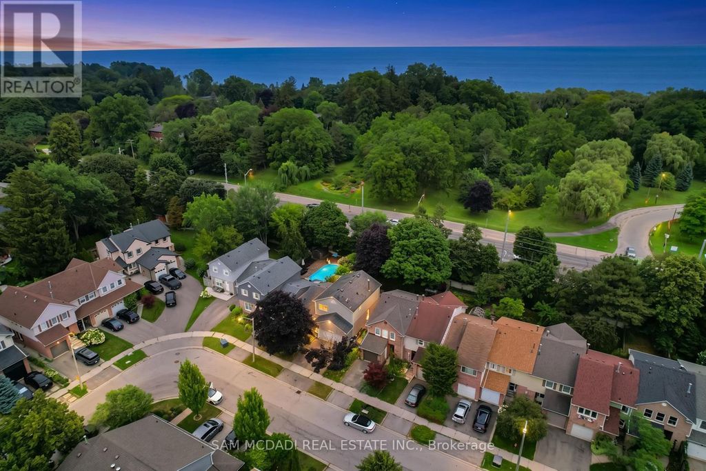 644 Sweetwater Place, Mississauga (lorne Park)