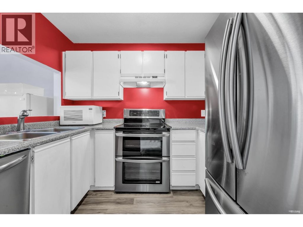 115 918 Roderick Avenue, Coquitlam