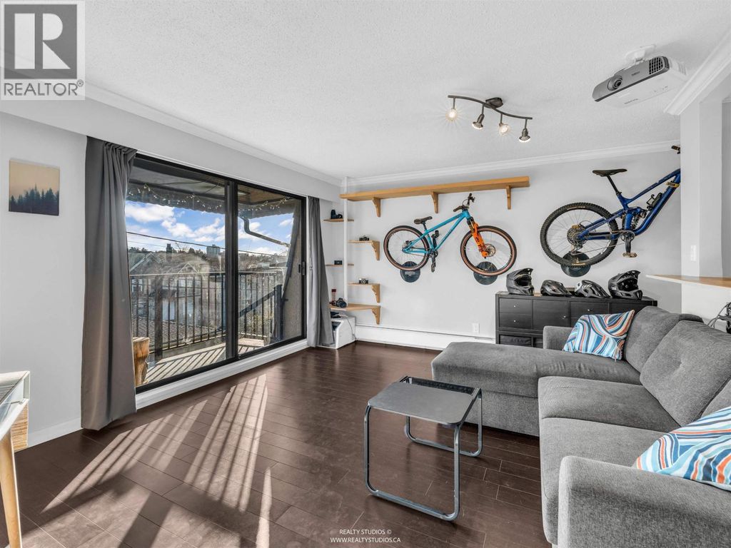 306 2222 Cambridge Street, Vancouver