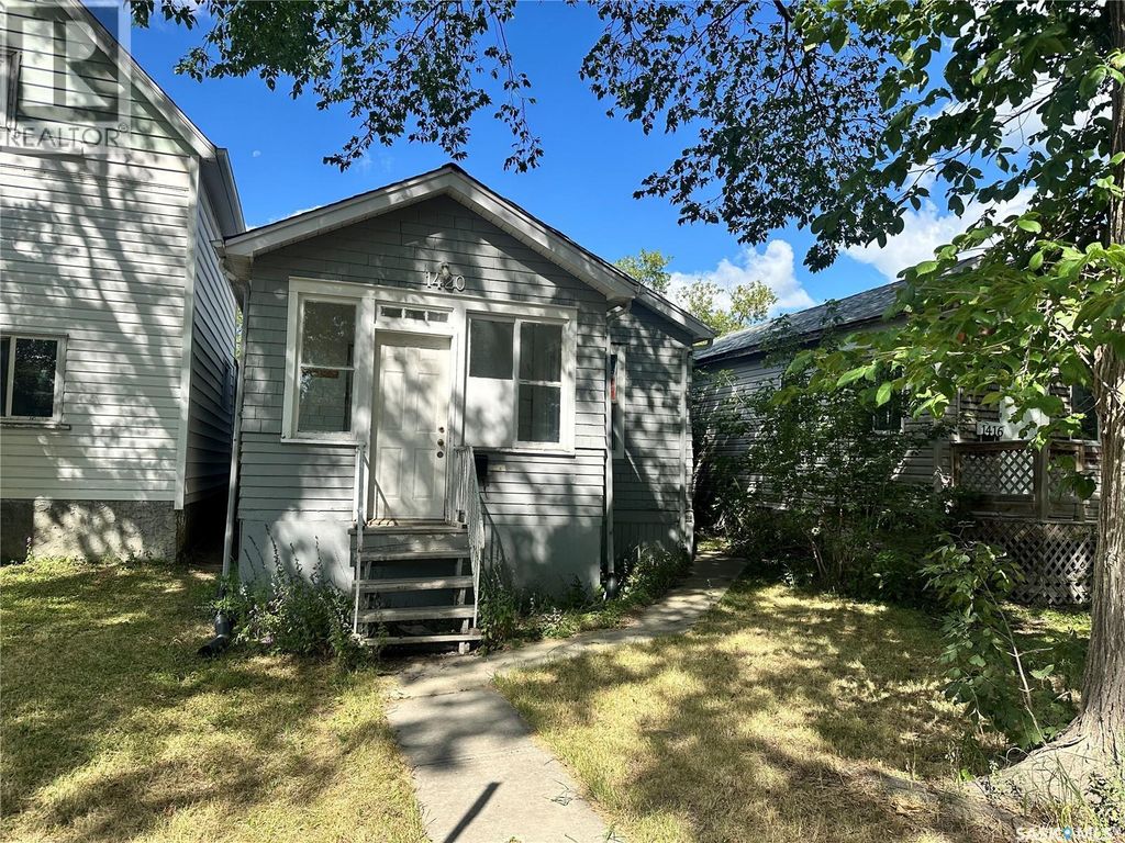 1420 Wascana Street, Regina