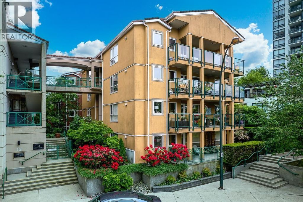 302 12 Laguna Court, New Westminster