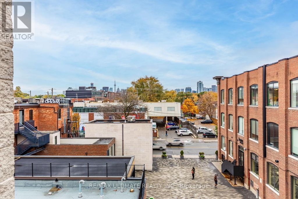 5 - 996 Queen Street E, Toronto (south Riverdale)