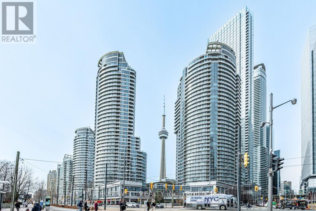 511 - 208 Queens Quay W, Toronto (waterfront Communities)