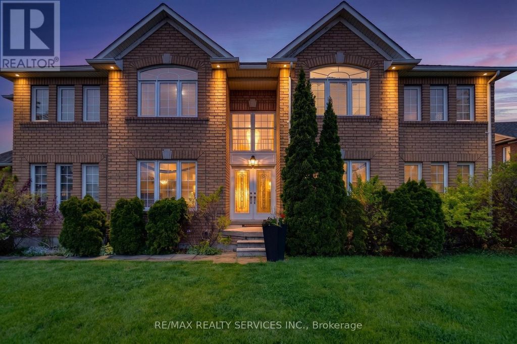 7419 Black Walnut Trail, Mississauga (lisgar)