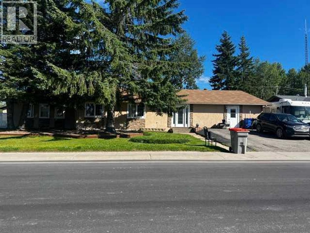 507 Hammond Dr S, Fox Creek