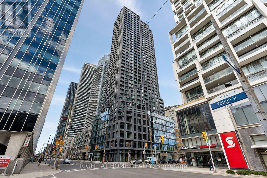 Ph03 - 20 Soudan Avenue, Toronto (mount Pleasant West)