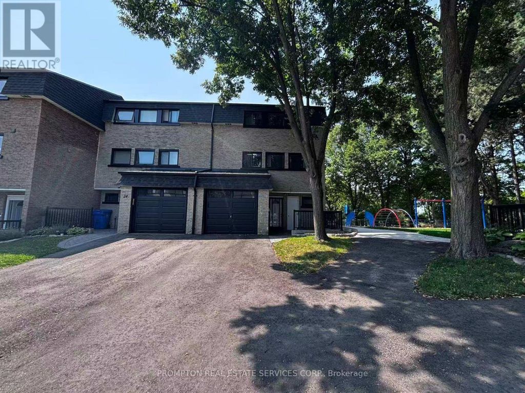 22 Poplar Crescent, Aurora (aurora Highlands)