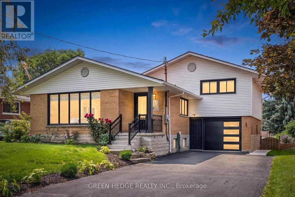 385 Village Crescent, Kitchener