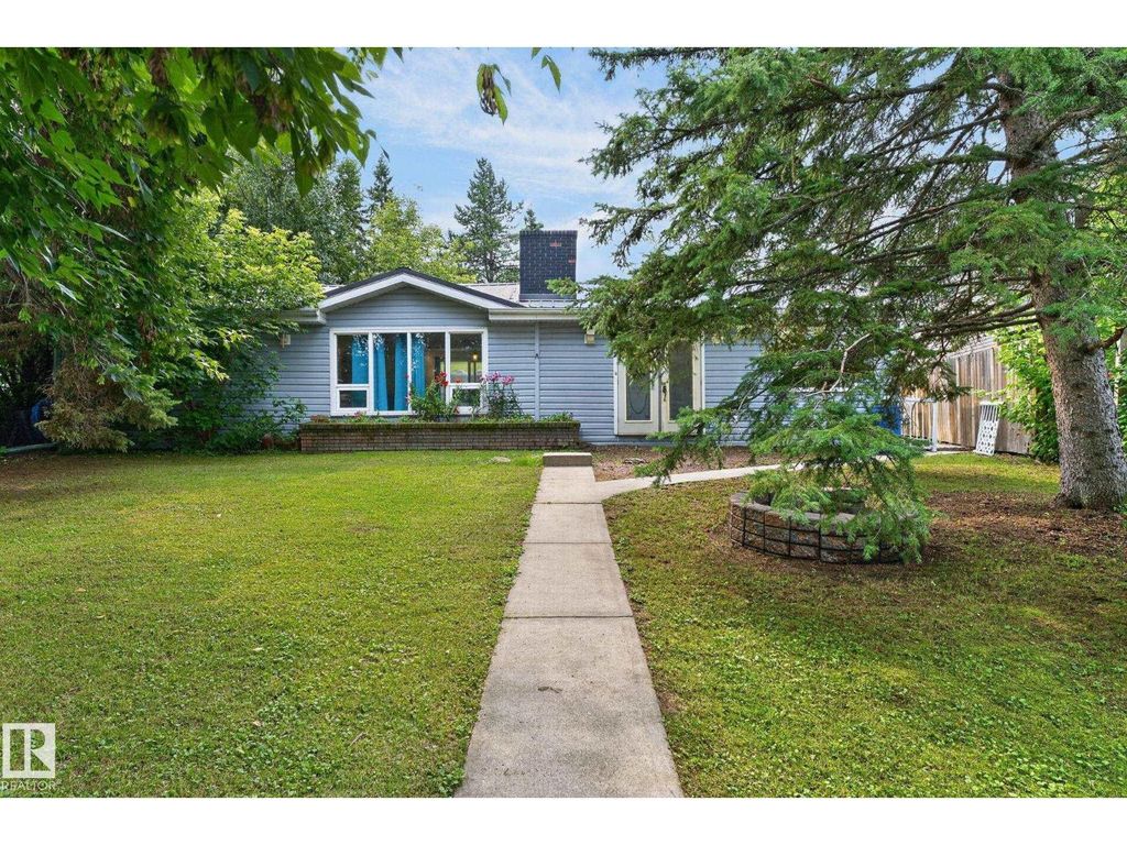 351 Smith Cr, Rural Parkland County
