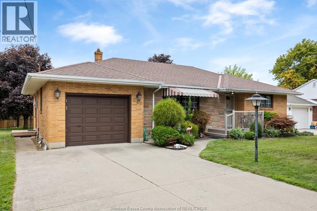 247 Erie Street South, Harrow