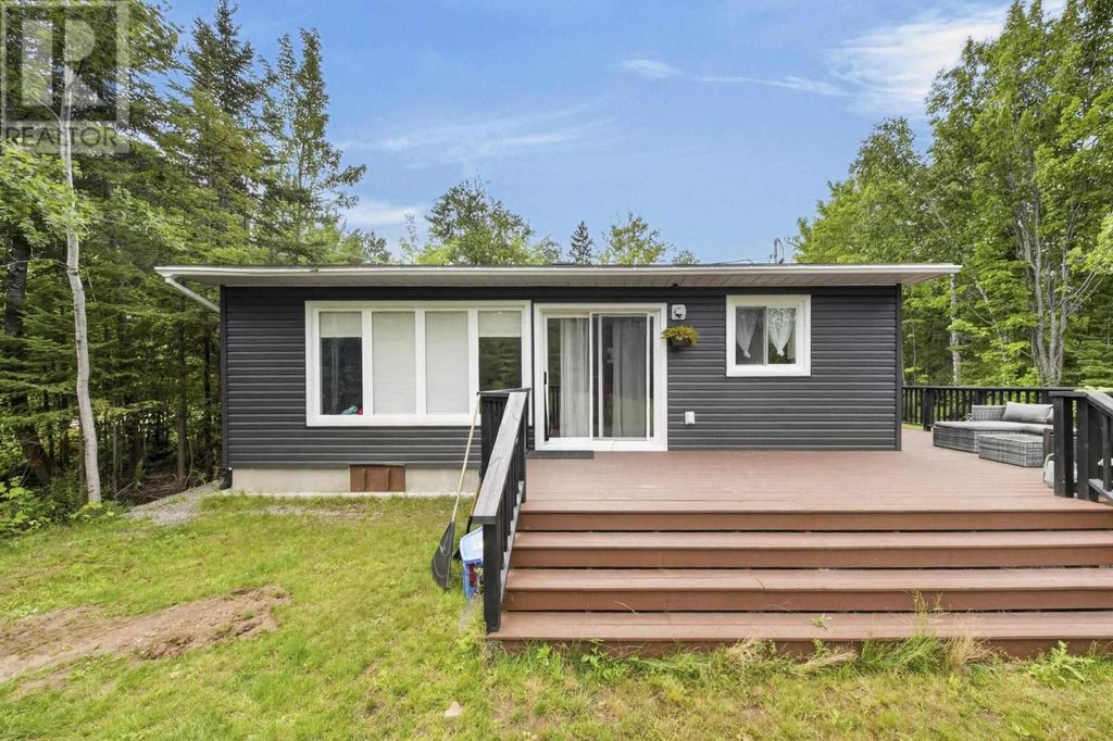 6 Ladema Dr, Goulais River