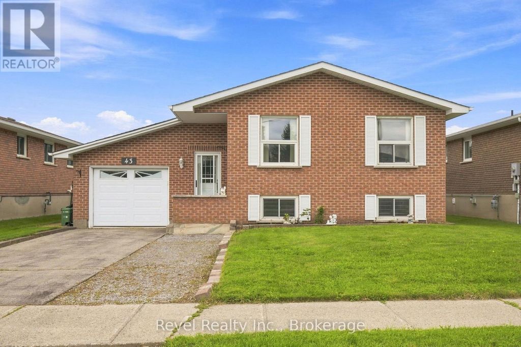 43 Wilson Avenue, Kawartha Lakes (lindsay)