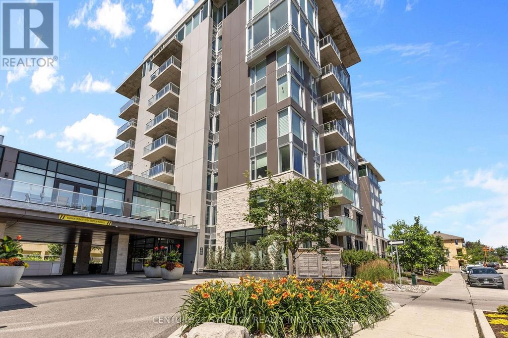 512 - 570 De Mazenod Avenue, Ottawa