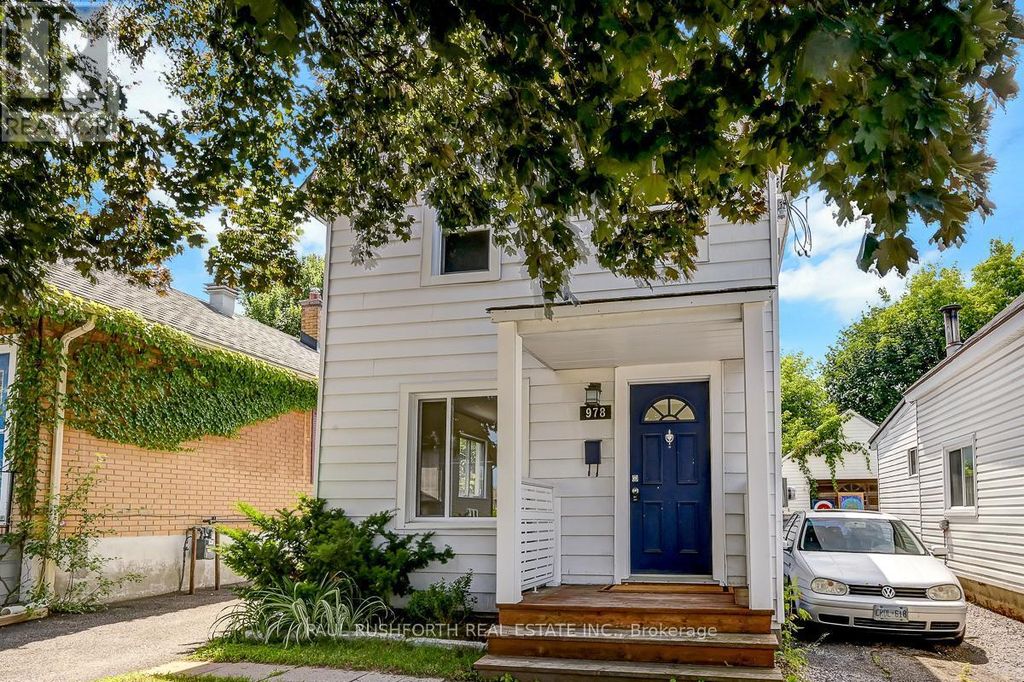 978 Admiral Avenue, Ottawa