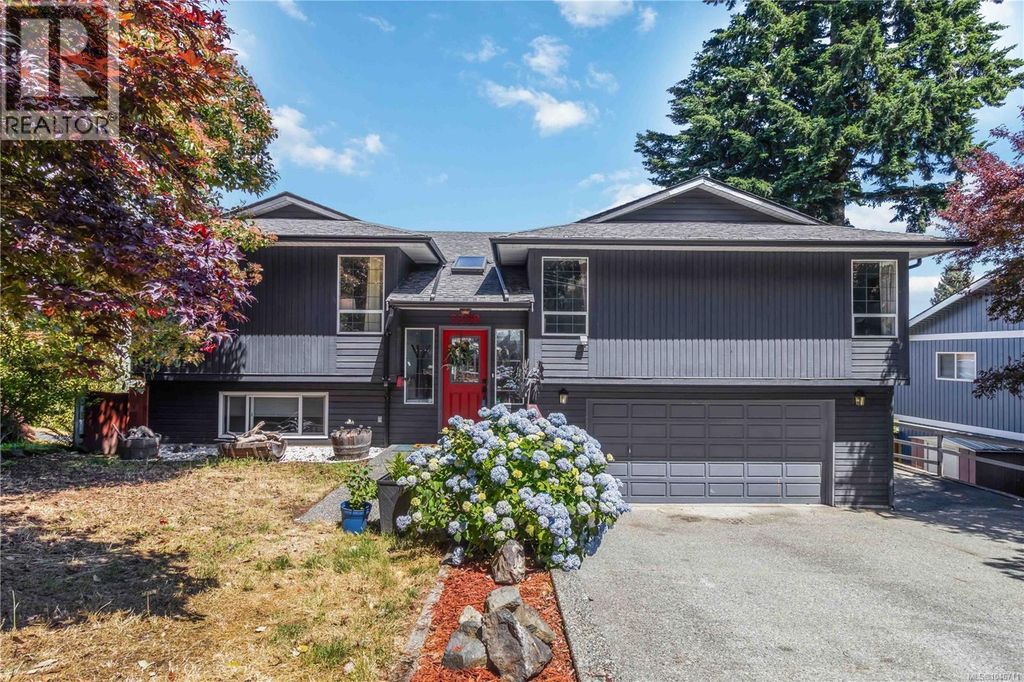 3389 Mary Anne Cres, Colwood
