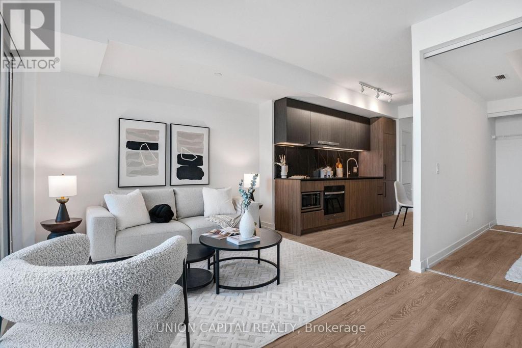 835 - 1100 Sheppard Avenue W, Toronto (york University Heights)