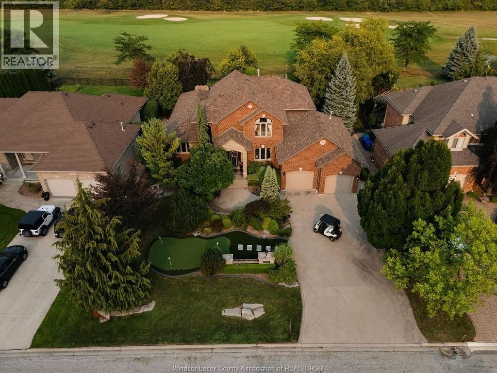 205 Clubview Drive, Amherstburg