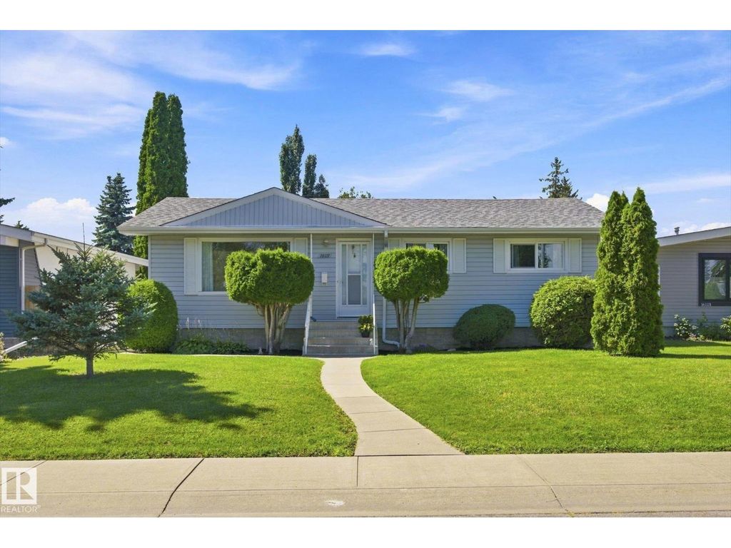 16111 88a Av Nw, Edmonton