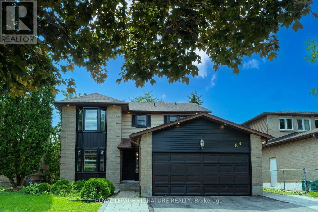 89 Batson Drive, Aurora (aurora Village)