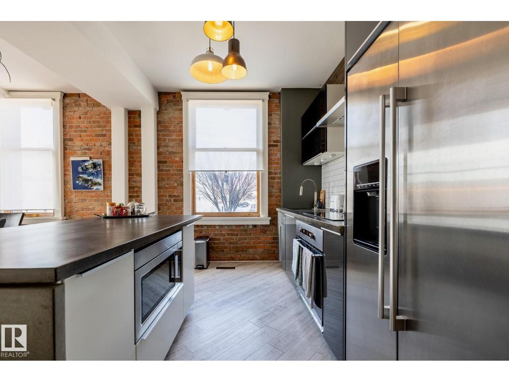 #203 10141 95 St Nw, Edmonton